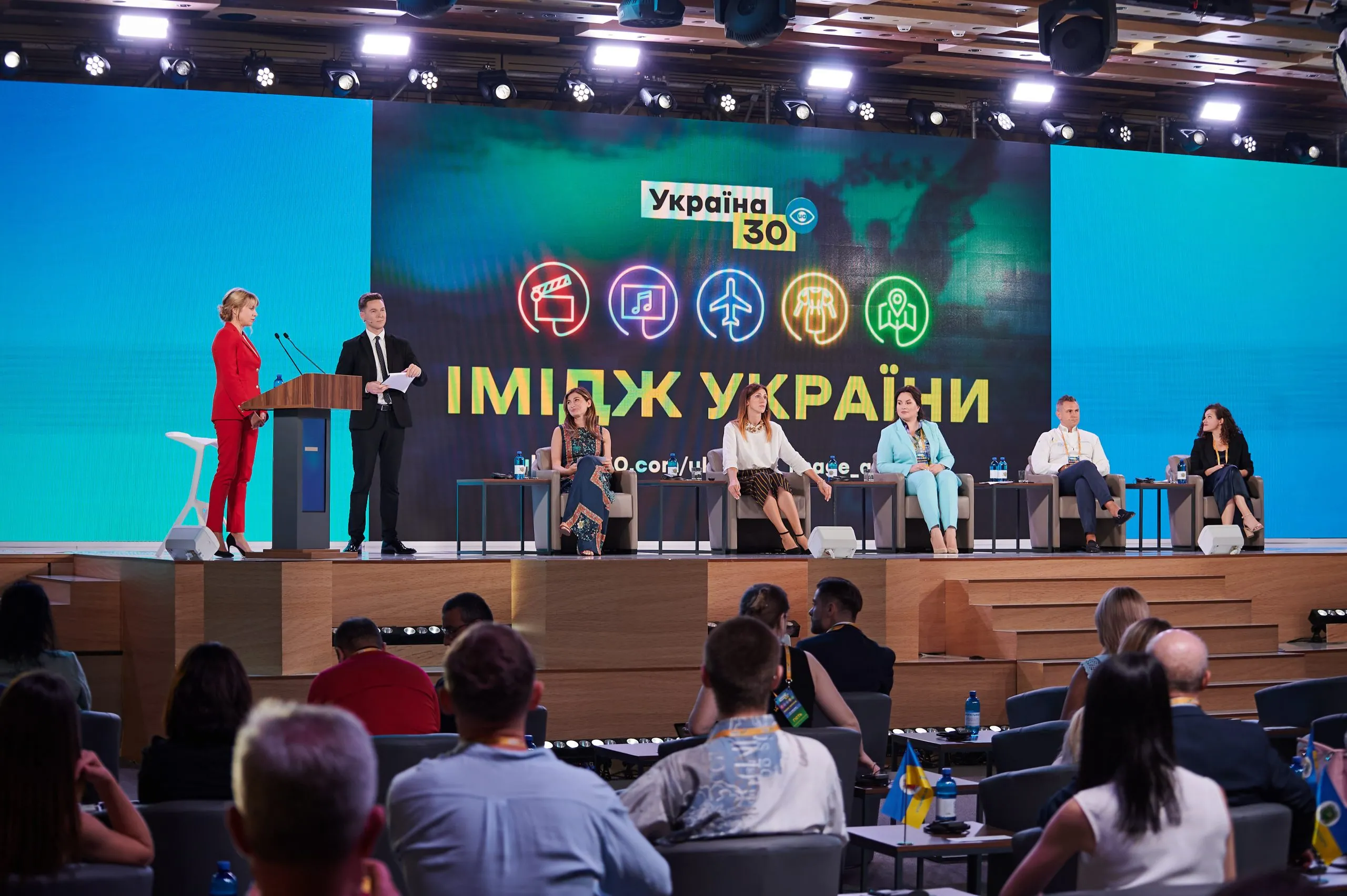 Фото до матеріалу: Олександра Говоруха про кар'єрний поворот, місію Femmegineering та лідерство в IT