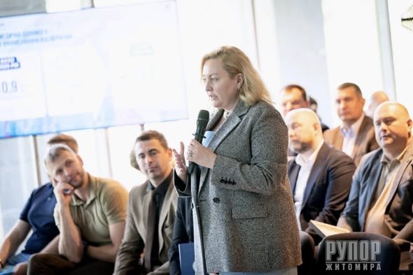 Фото до матеріалу: Олег Дзюбенко на нараді з керівництвом ВРУ та Уряду в Києві