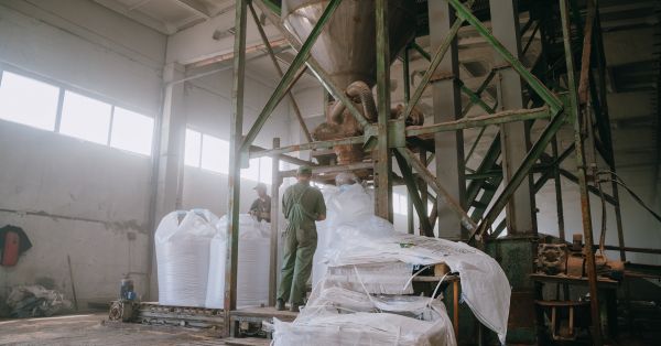 Фото до матеріалу: Хімагро подала на банкрутство Юнекс Солюшн через борг у 46 млн грн