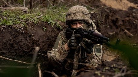 Фото до матеріалу: Міністр оборони Латвії пішов у відставку після падіння українських дронів на території країни