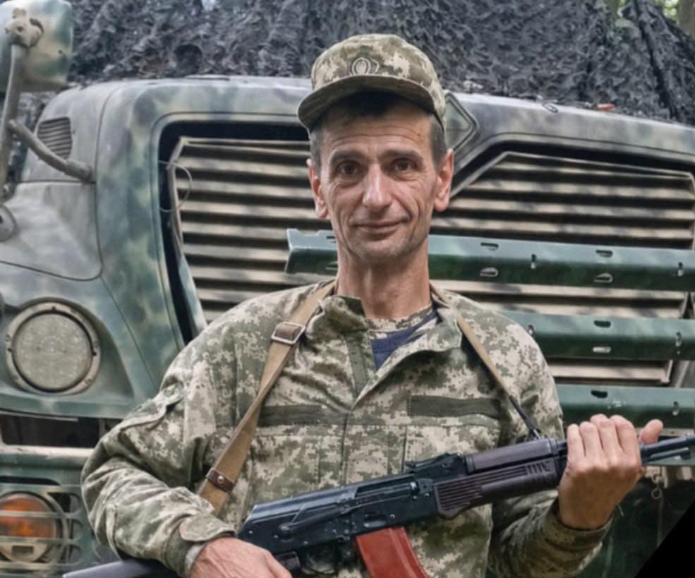 Фото до матеріалу: Підтверджено смерть воїна з Єзуполя Андрія Стаховича: траурний кортеж з Івано-Франківська