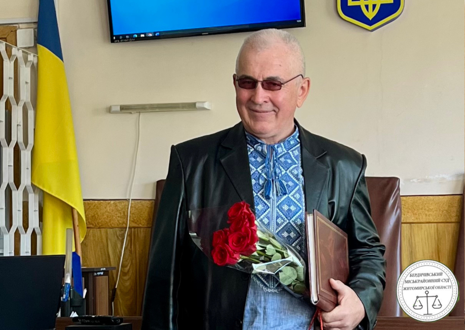 Фото до матеріалу: Ветеран Бердичівського суду подарував ЗСУ 25 тисяч гривень на дрони