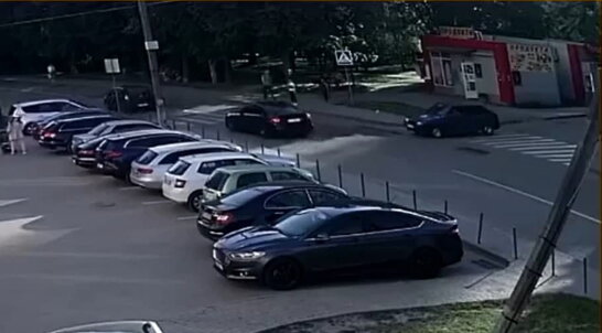 Фото до матеріалу: У ТЦ Forum Lviv з третього поверху впав 20-річний хлопець