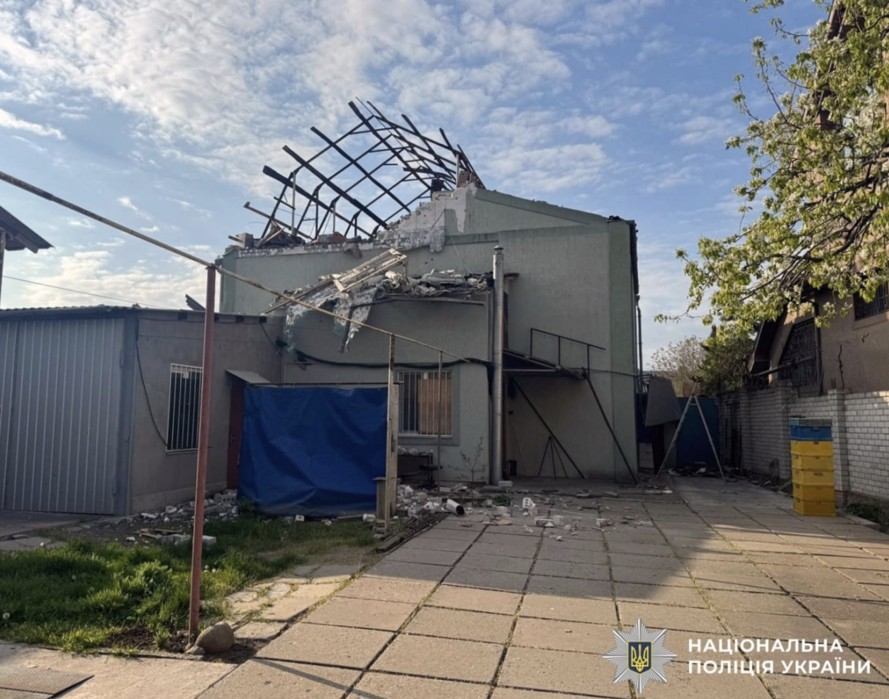 Фото до матеріалу: Трагічні наслідки російських атак на Херсонщину: троє загиблих та десятки поранених
