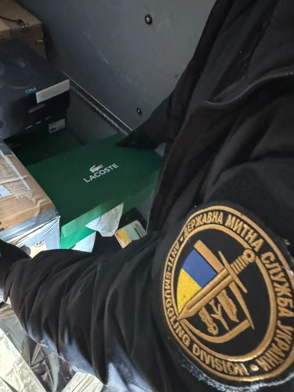 Фото до матеріалу: Митники Львівщини виявили товари на 1,4 млн грн: деталі