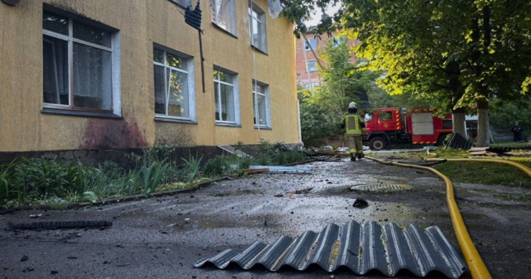 Фото до матеріалу: Генштаб ЗСУ: ворог відновив ракетно-дронові удари, втрати агресора — 1020 осіб