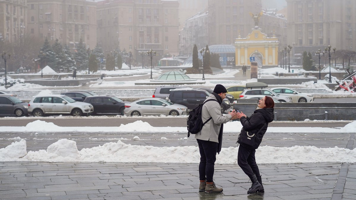 Фото до матеріалу: Дефіцит снігу в Києві: чому відсутність білого пуху небезпечна для екосистеми та мешканців