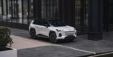 Фото до матеріалу: Subaru припиняє 36- річне виробництво Legacy