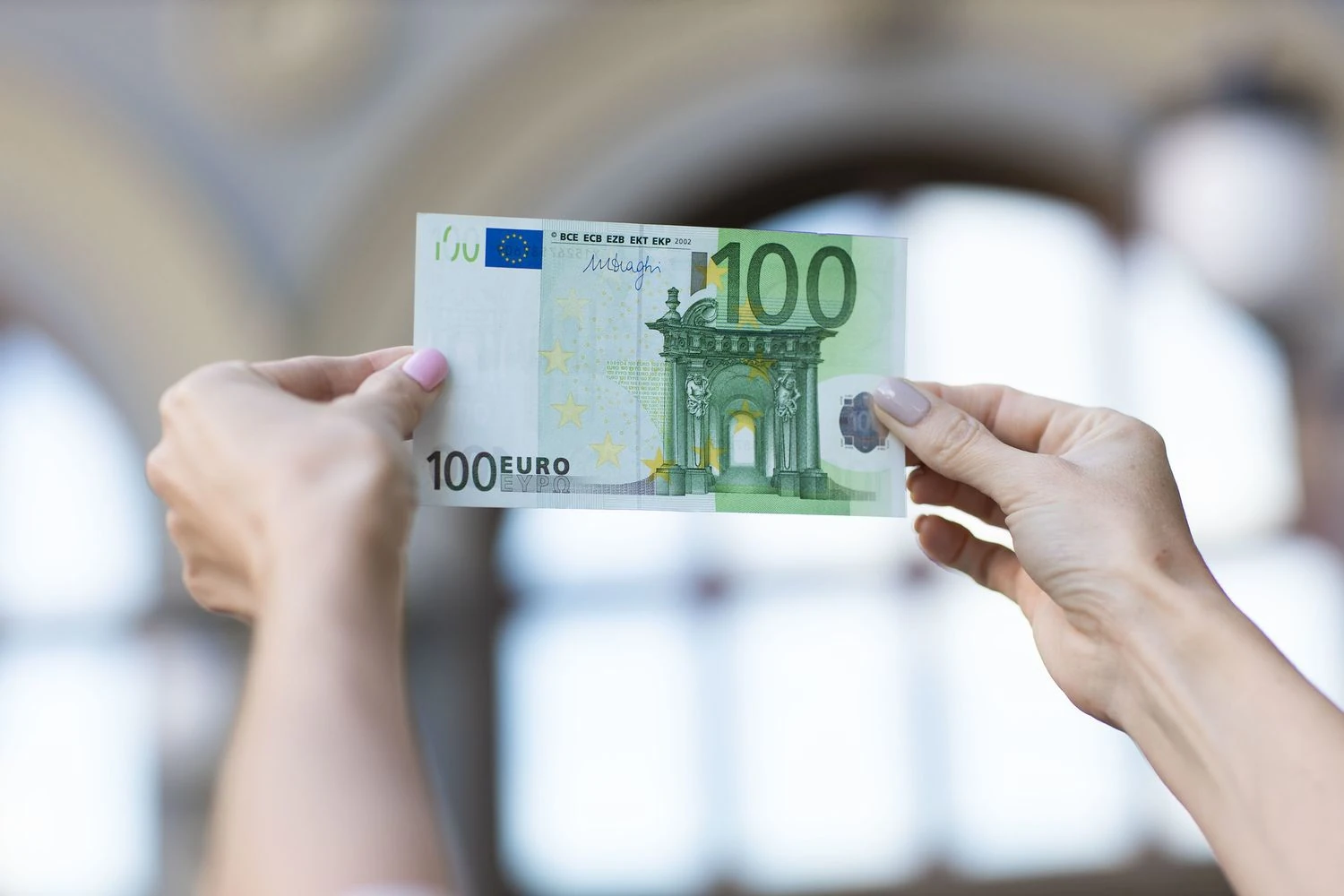 Фото до матеріалу: Кредит ЄС для України передбачає по 45 млрд євро щороку - як і на що поділені кошти