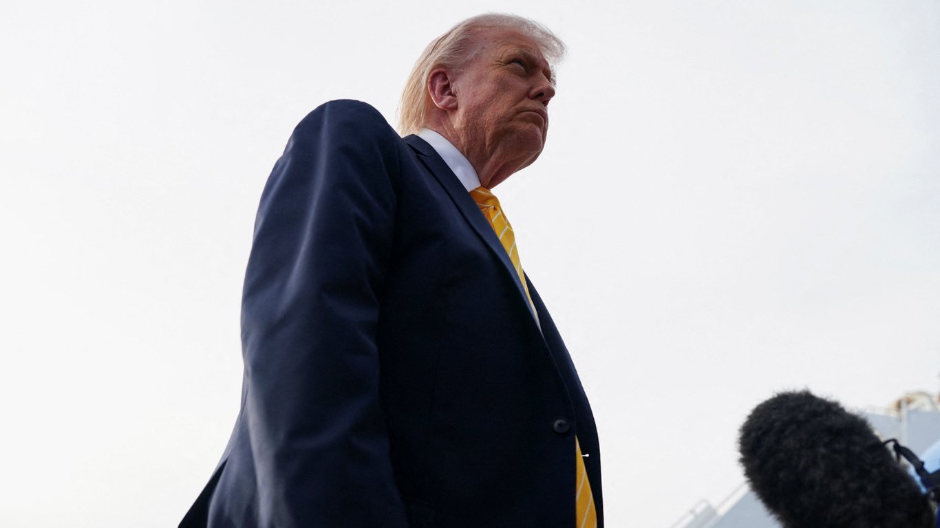 Фото до матеріалу: Трамп назвав ЗСУ сильнішими за армії НАТО та похвалив Зеленського