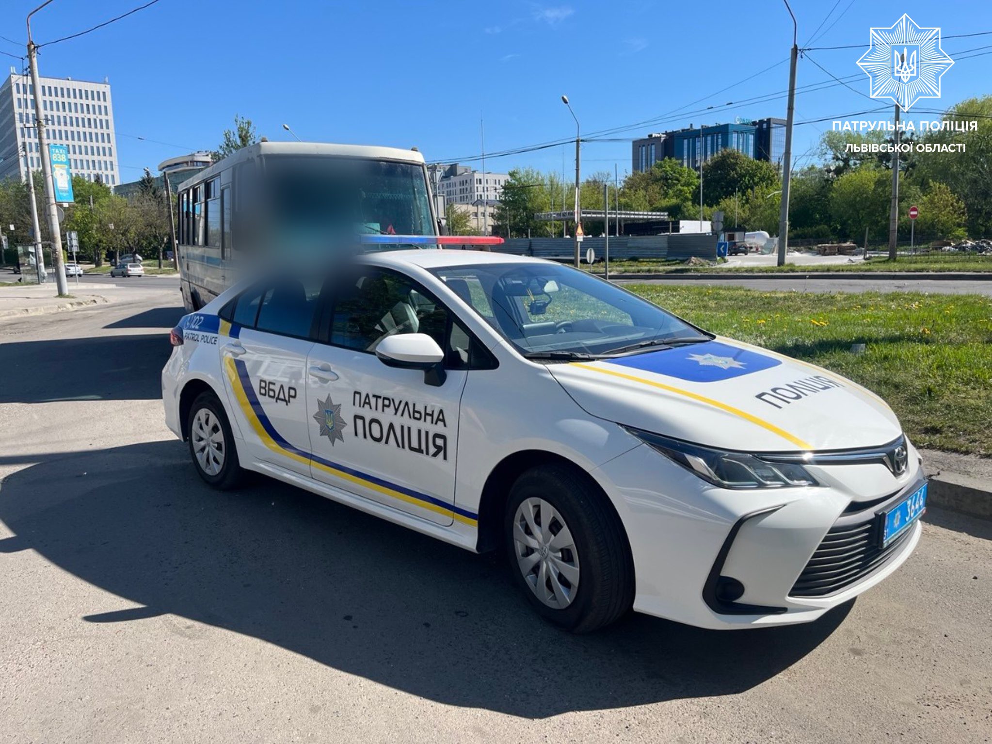 Фото до матеріалу: Перевірки перевізників на Львівщині: патрульні виявили сотні порушень за тиждень