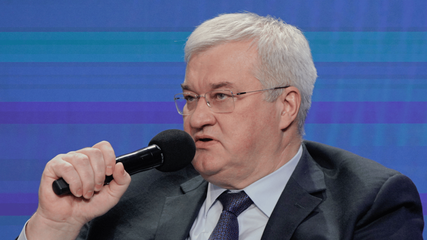 Фото до матеріалу: Сибіга запропонував «аеропортне перемир'я» для зупинки війни