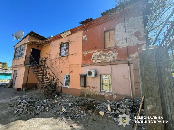 Фото до матеріалу: Троє поранених у Херсоні: наслідки російських обстрілів 28 квітня