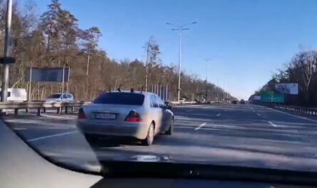 Фото до матеріалу: Рідкісна Toyota Supra 1987 року з пробігом 8461 км з'явилася на аукціоні