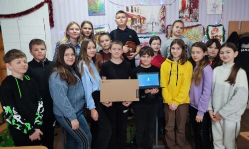 Фото до матеріалу: Майданецька школа: весна, поезія та штучний інтелект у пошуку натхнення