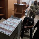 Фото до матеріалу: Дві гранати у двір сусідів кинув чоловік на Синельниківщині, поліція затримала зловмисника