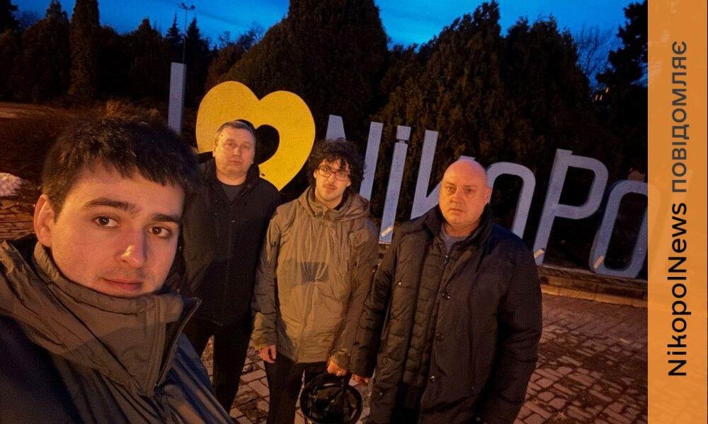 Фото до матеріалу: Нікополь отримав допомогу від німецьких волонтерів: медичні речі та пожежна техніка