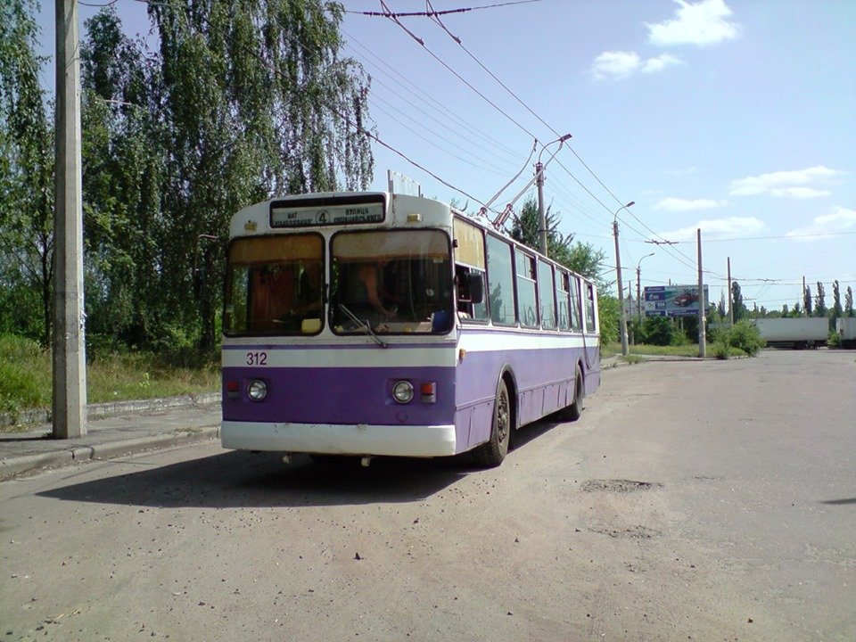 Фото до матеріалу: У Черкасах змінюється маршрут тролейбусів: рух до «Лісового» обмежать
