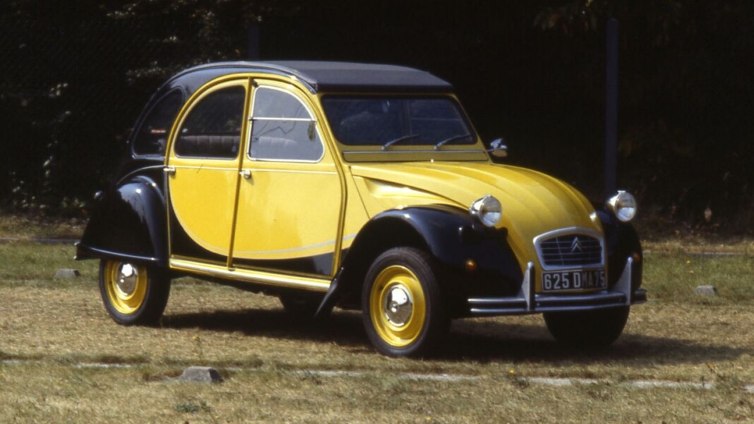 Фото до матеріалу: Citroën готує новий електрокар у стилі 2CV за 15 тисяч євро: це буде проста міська машина для всіх