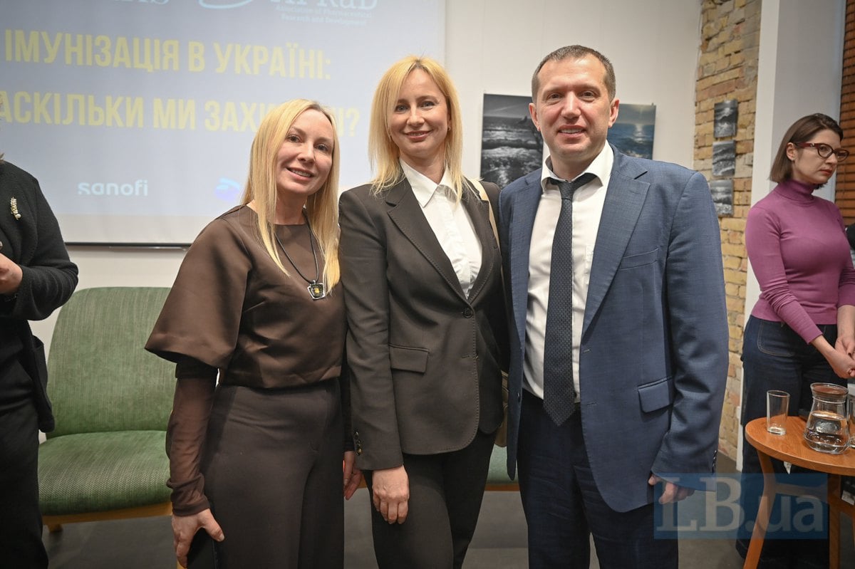 Фото до матеріалу: Вакцинація в Україні: нові календарі, фінансові виклики та захист вразливих груп