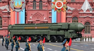 Фото до матеріалу: ЄС назвав причину відсутності техніки на параді 9 травня в Росії