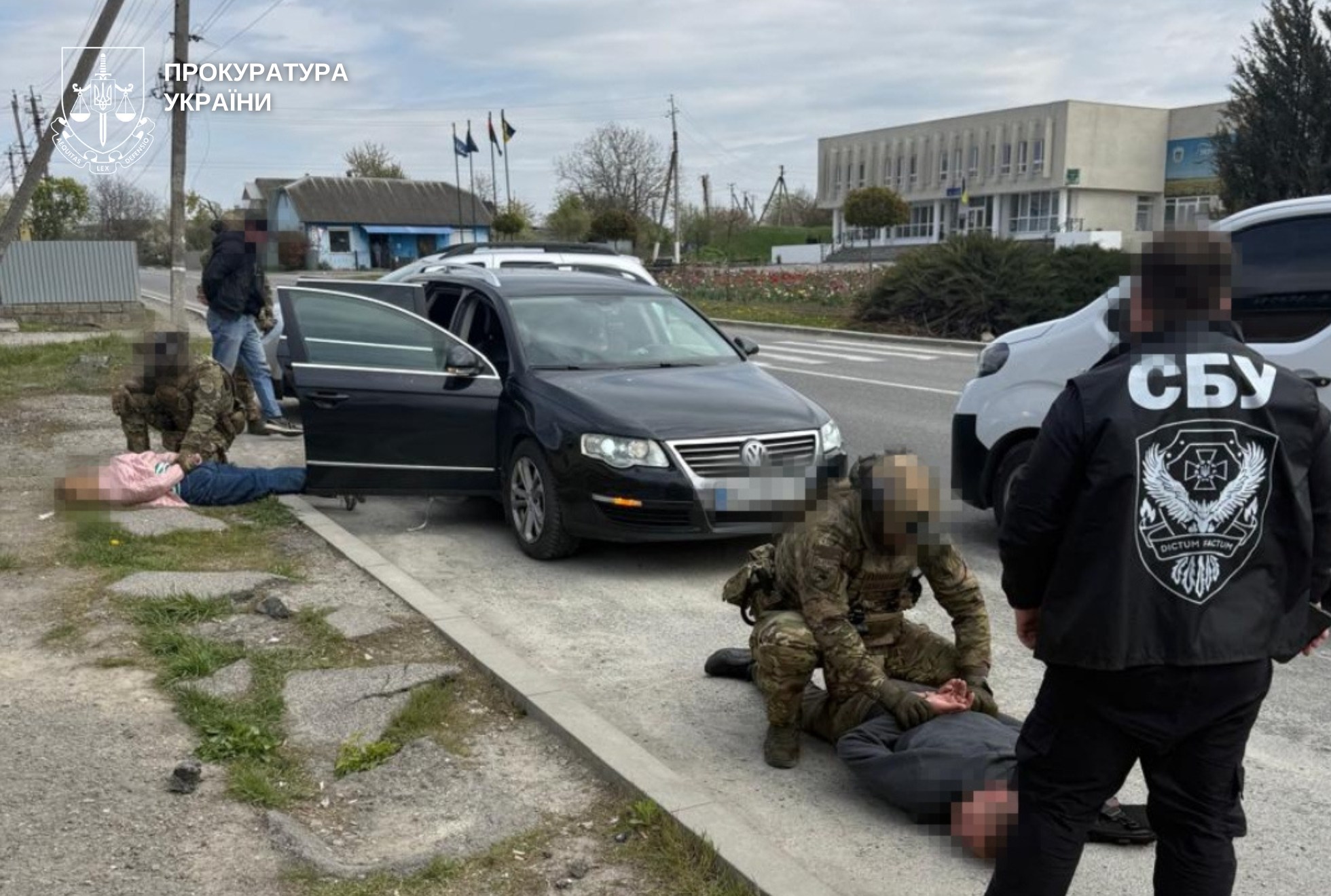 Фото до матеріалу: У Хмельницькій області затримали організаторів незаконного переправлення військовозобов'язаного до Молдови