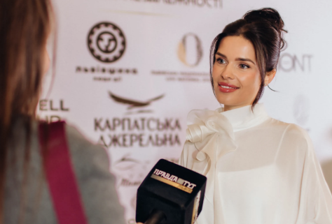 Фото до матеріалу: У Львові відзначили «Обличчя Незалежності 2025»: вшанували Героїв та повернулися до служби захисники