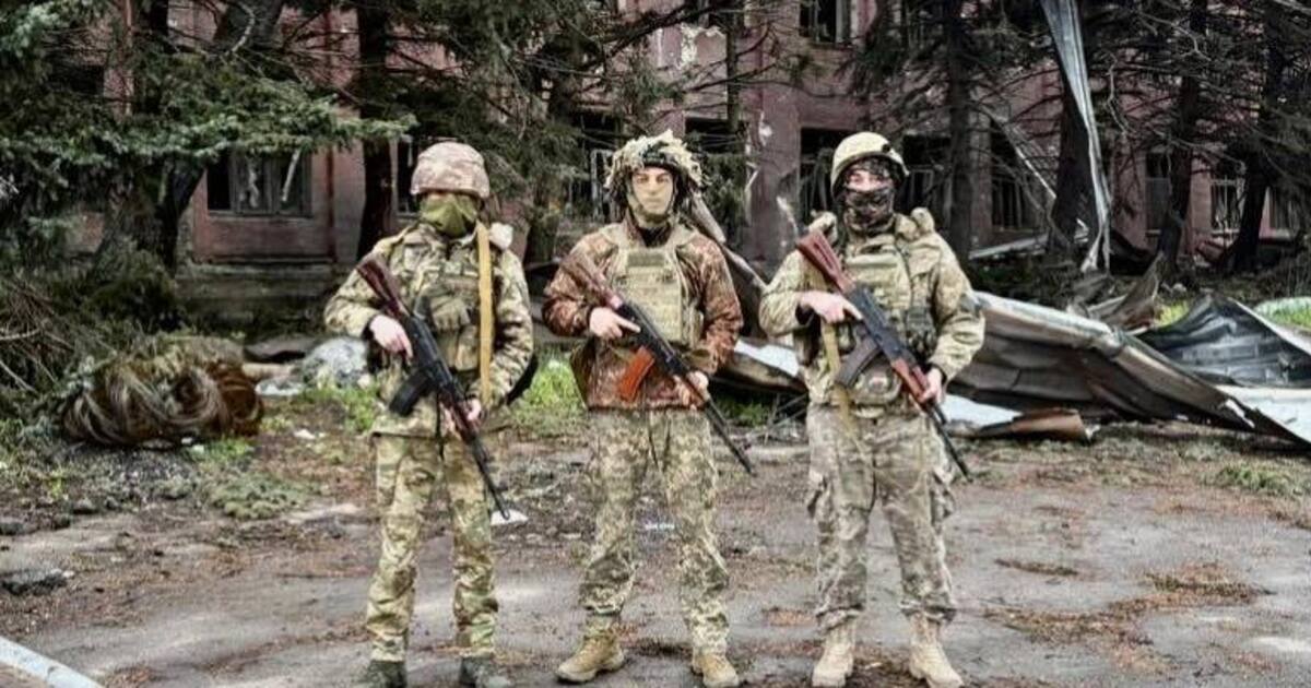 Фото до матеріалу: Бойові підрозділи на Покровську потребують техніки та енергії: колекція допомоги