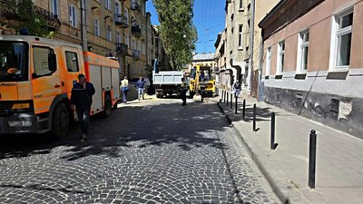 Фото до матеріалу: Захисники та їхні родини відвідали відкриття ресторану кримськотатарської кухні ТАШ у Львові