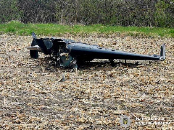 Фото до матеріалу: Після атаки на Вінниччині знайшли небезпечні дрони: чотири бойові частини не вибухнули