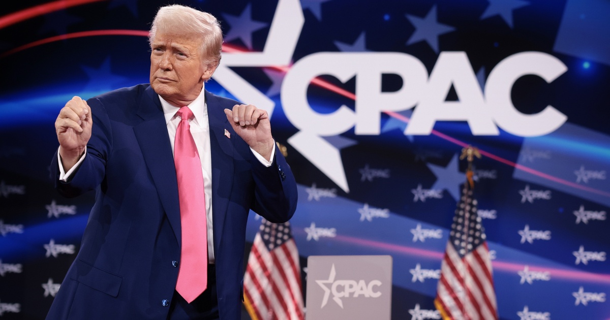 Фото до матеріалу: Трамп погрозив ВМС США зайти на Кубу після операції проти Ірану