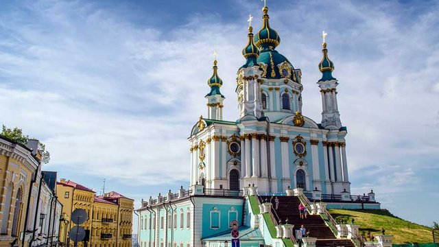 Фото до матеріалу: День матері та інші свята 10 травня: що відзначають у Україні