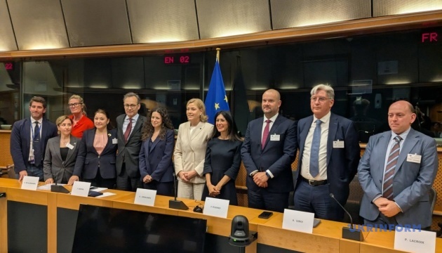 Фото до матеріалу: Європа створює комітет проти дезінформації: Укрінформ очолює протидію фейкам