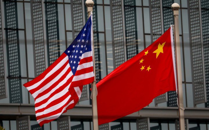 Фото до матеріалу: США погрожують Китаю візовими санкціями через мігрантів