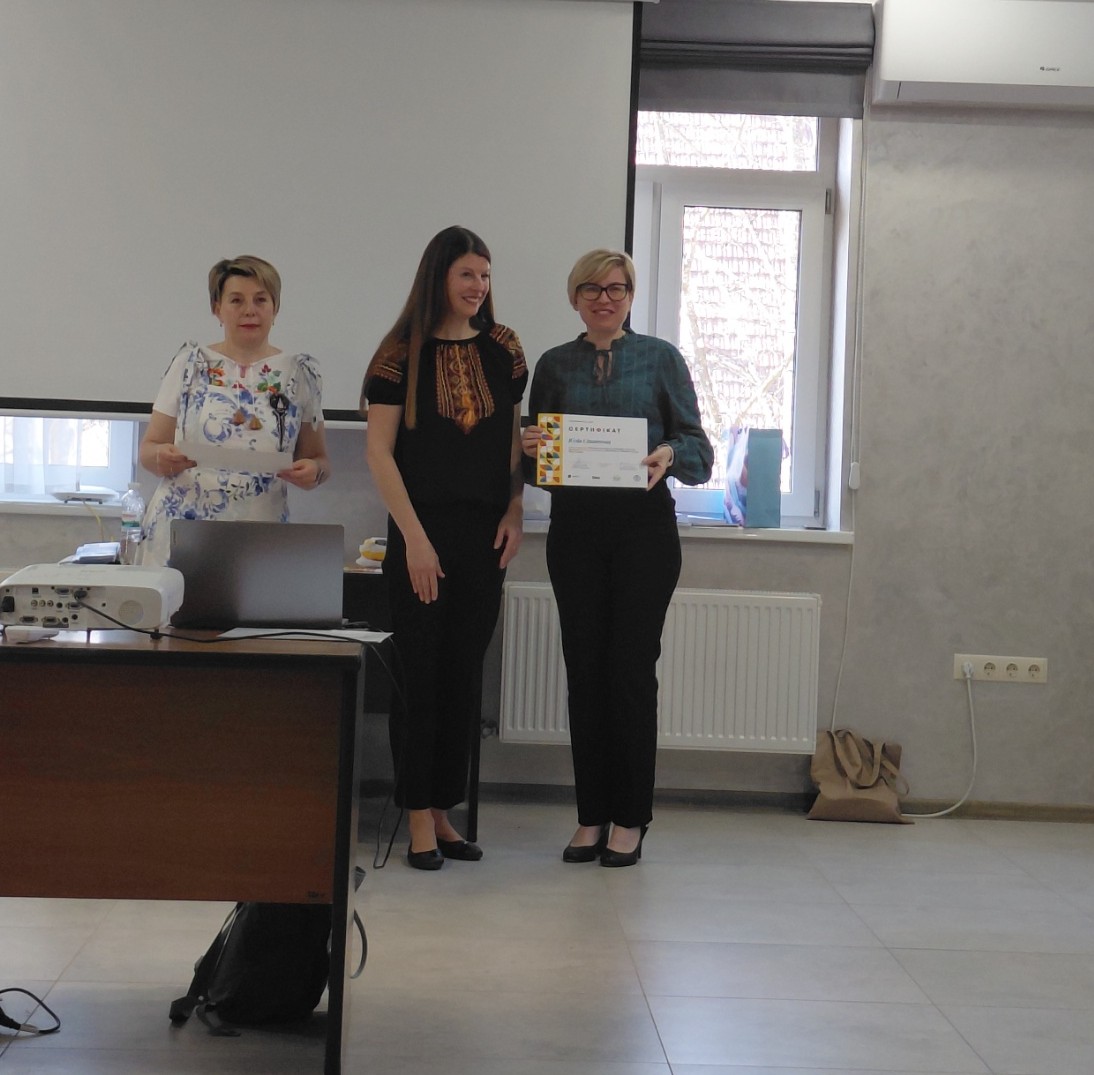 Фото до матеріалу: У Баштанці стартував міжнародний проєкт «Майстерня екошоперів» для емоційного відновлення школярів