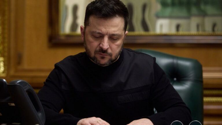 Фото до матеріалу: Зеленський покликнув Гнатова та Умєрова доповідувати про Drone Deal із ЄС