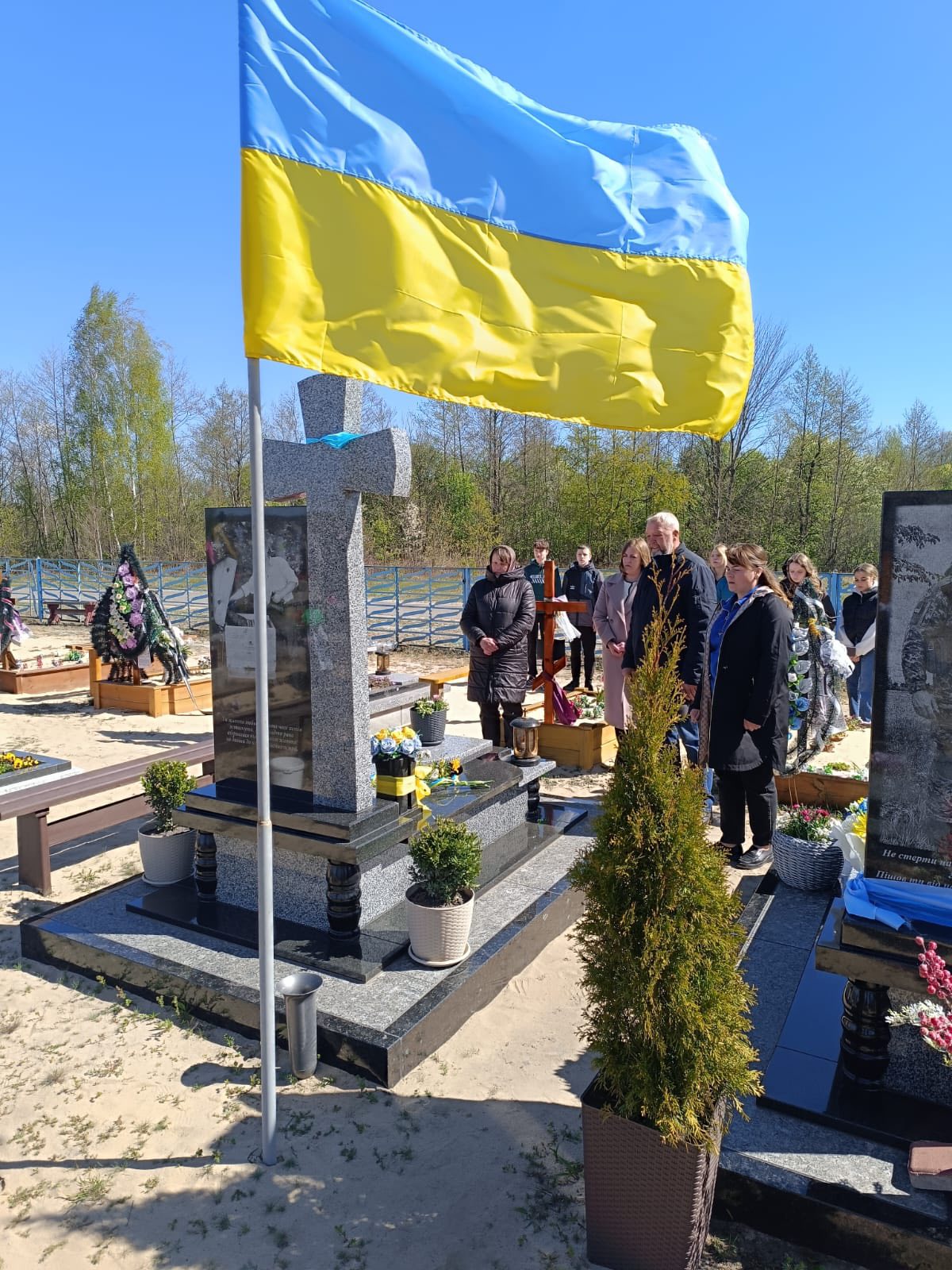 Фото до матеріалу: Минають другі роковини з дня загибелі воїна з Мельників Миколи Гінайла