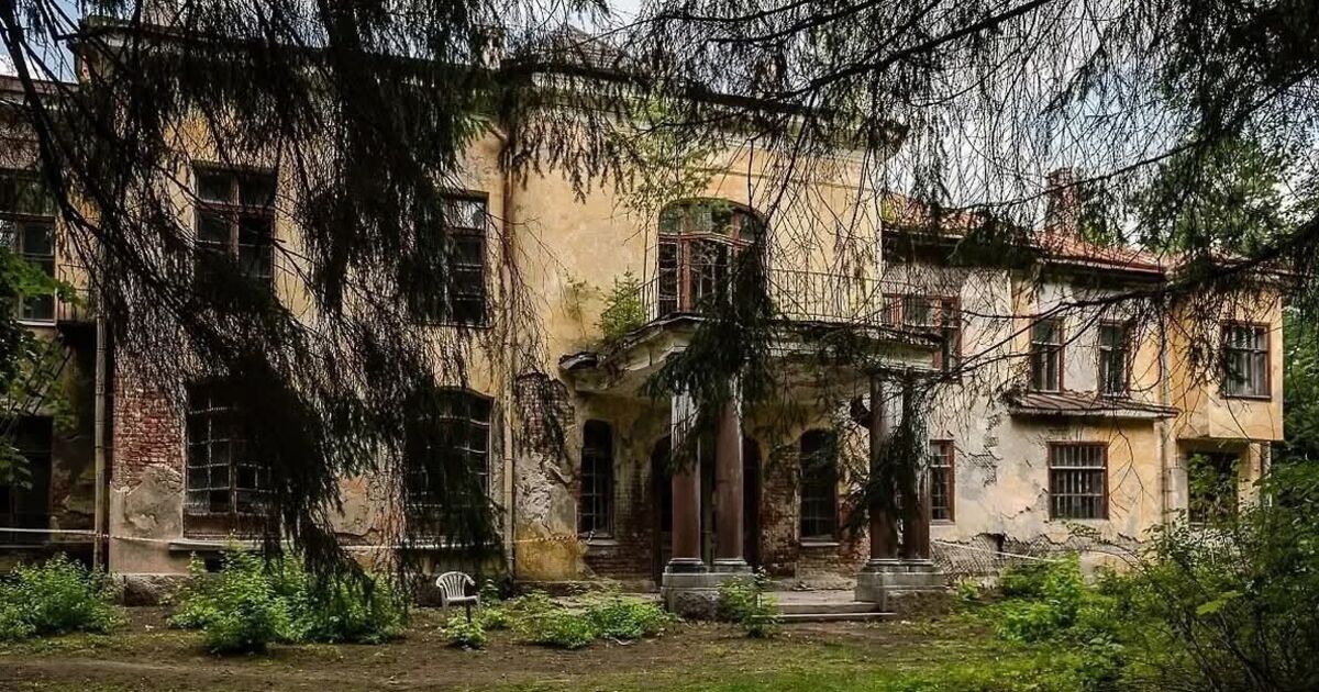 Фото до матеріалу: Віталій Шапран: Криза в регіонах РФ довела місцеві уряди до продажу своїх "Фаберже" — Блоги