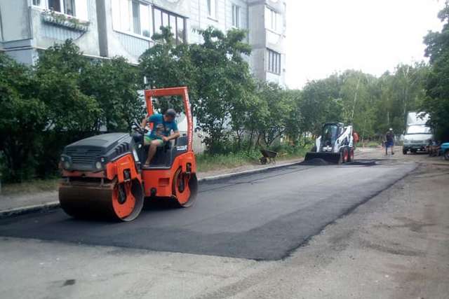 Фото до матеріалу: У Черкасах капітально відремонтують ще чотири міжквартальні проїзди