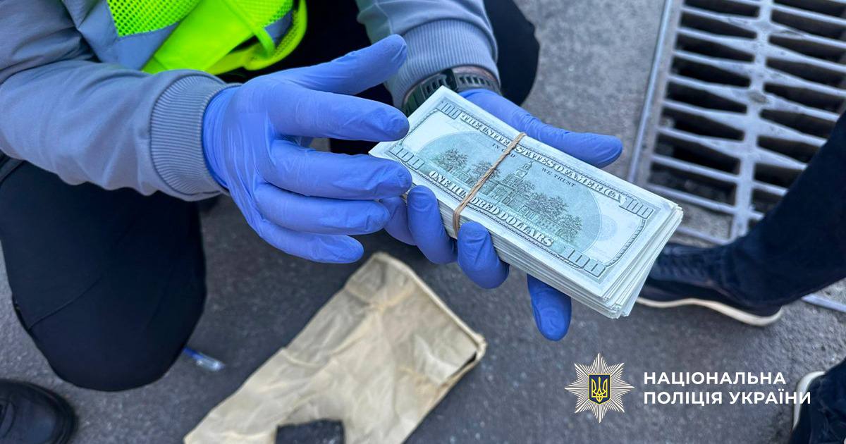 Фото до матеріалу: У Києві викрили схему «духовного» ухилення від мобілізації: організатора затримали на 25 тисяч доларів