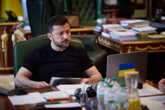Фото до матеріалу: Зеленський привітав Мадяра з перемогою на виборах в Угорщині та заявив про готовність до співпраці