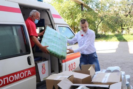 Фото до матеріалу: Вільховецька громада отримала Mercedes Sprinter для перевезення людей з інвалідністю