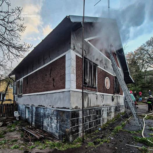 Фото до матеріалу: Дві загиблі у пожежі у селі Давидів Львівського району