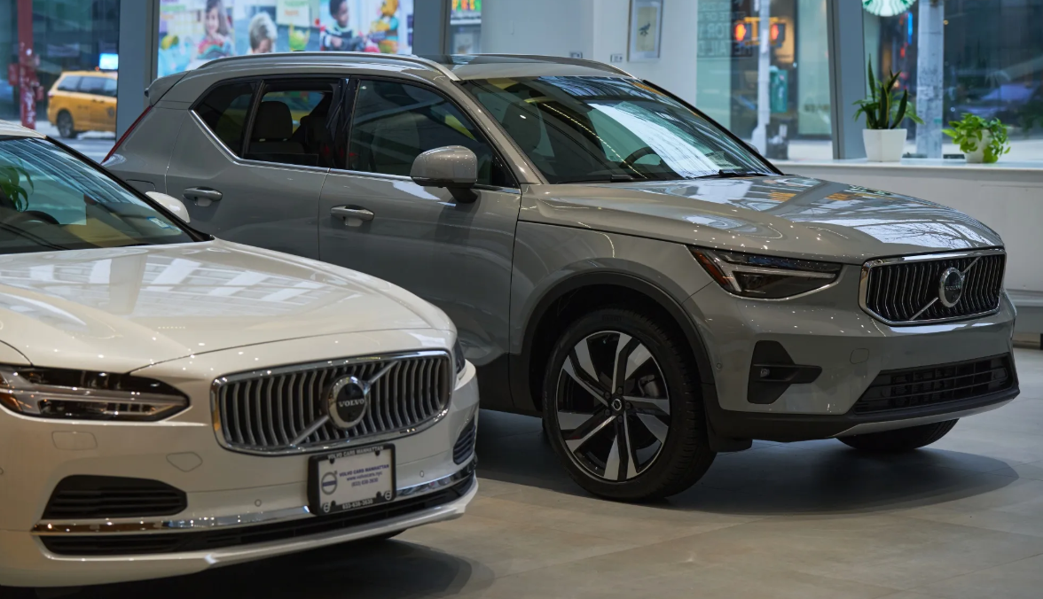Фото до матеріалу: Продажі Volvo впали на 10%: компанія продала 162 тис. авто за квартал