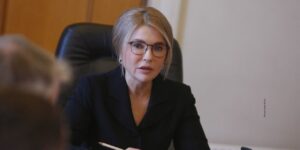 Фото до матеріалу: Офіційна дата реваншу Усик — Дюбуа: де дивитися і коли почнеться бій