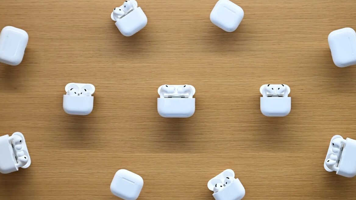 Фото до матеріалу: Apple завершує розробку «розумних» AirPods з камерами: навушники бачитимуть світ навколо