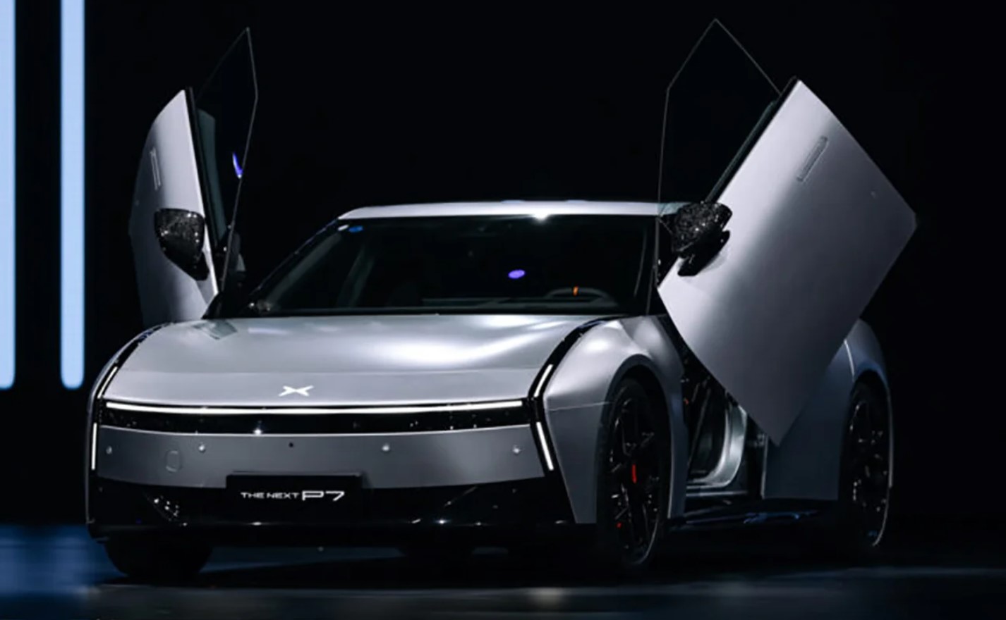 Фото до матеріалу: Ford може продати лінію в Іспанії китайському Geely: нові реалії європейського ринку авто