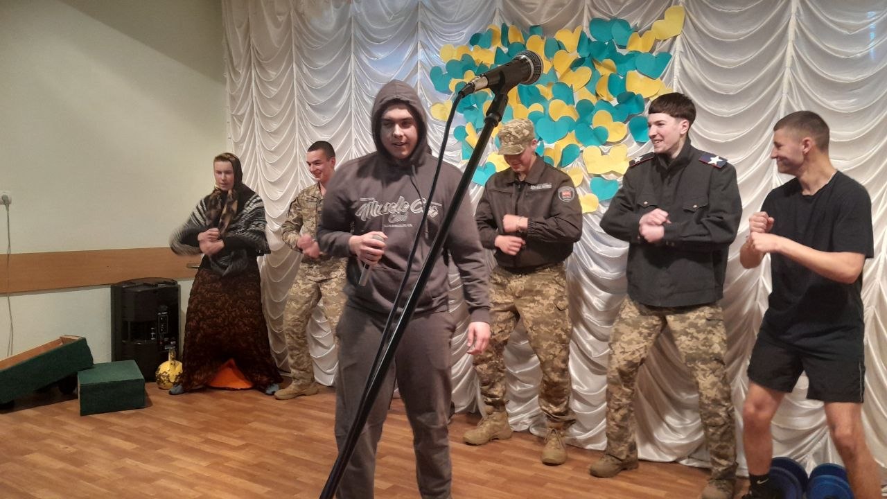 Фото до матеріалу: У Острозі визначили переможців фестивалю «Молодь обирає здоров'я»: перші місця здобули одинадцятикласники