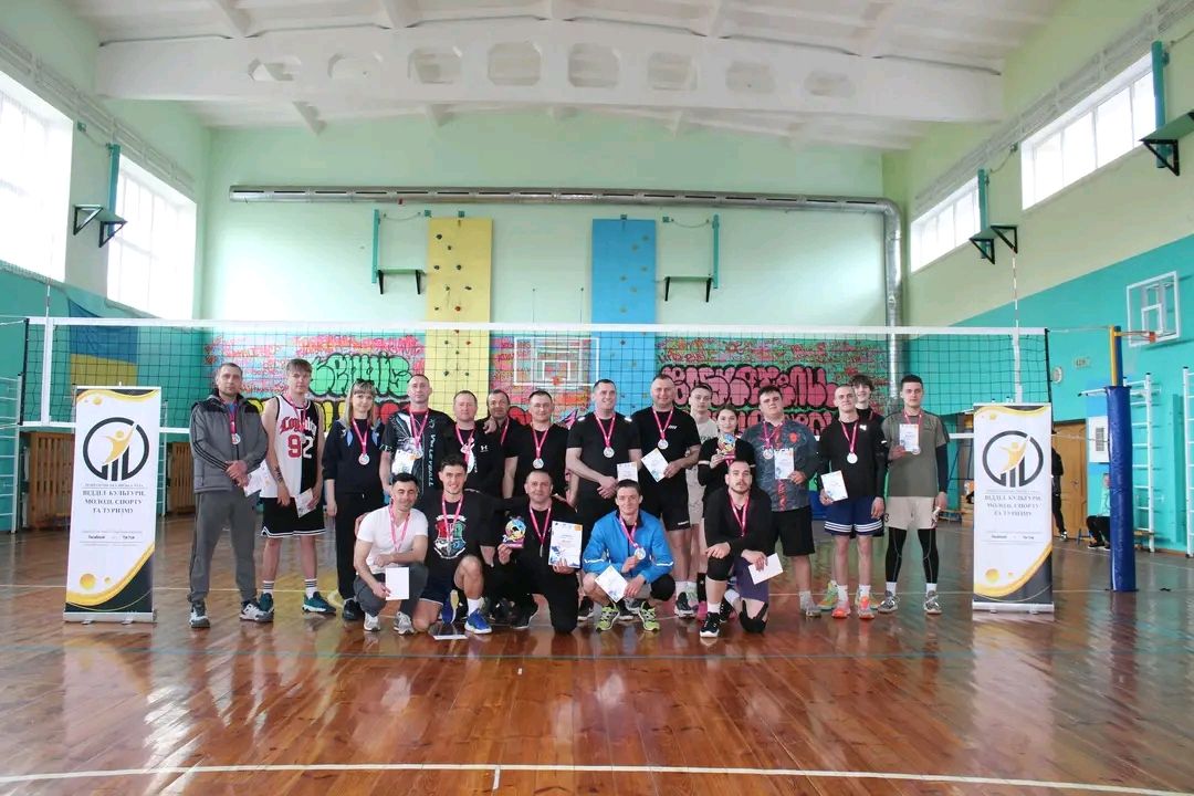 Фото до матеріалу: Чемпіонат з волейболу у Решетилівській громаді: «Мазута» стала переможницею