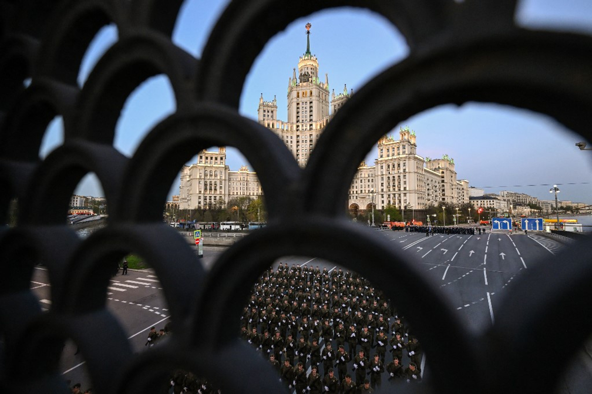 Фото до матеріалу: Загрози Кремля перед 9 травня: страх за Москву, а не за Київ